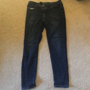Uniqlo Ezy Jeans Dark Blue Wash Waist (30-33)